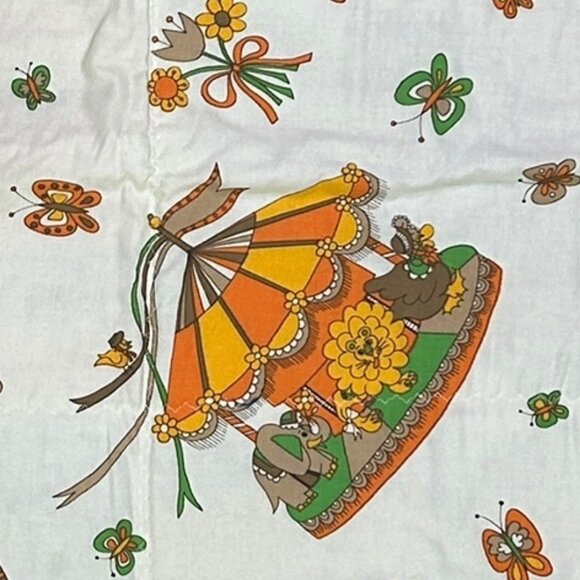 Handmade Vintage-Style Crib Quilt Reversible 70s‎ Retro Print Abstract Art 37x30 - Picture 3 of 6